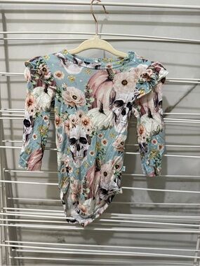Posh peanut Floral Skull Ruffle Shoulder Baby Onesie - Blue & Pink